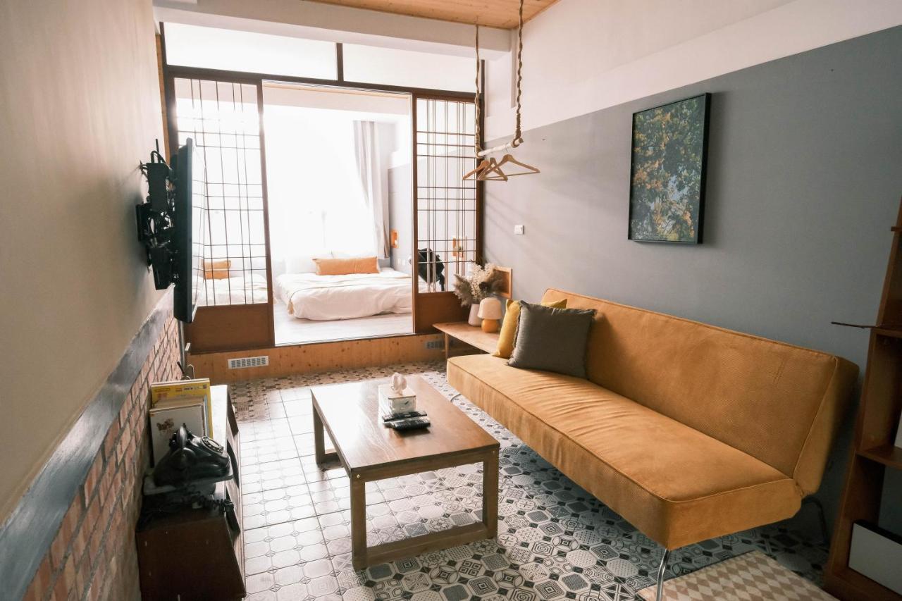South Gate Home Stay Tainan Buitenkant foto