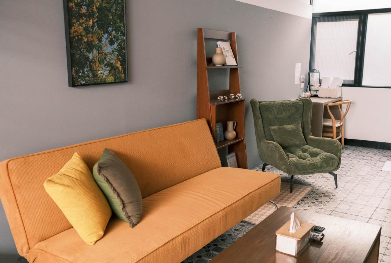 South Gate Home Stay Tainan Buitenkant foto